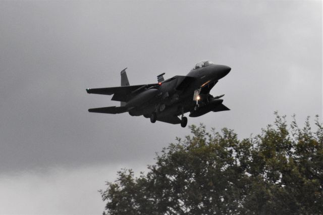 McDonnell Douglas F-15 Eagle — - Lakenheath  landing on runway 24