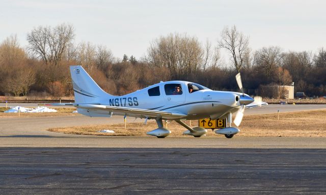 Cessna 400 (N617SS) - Cessna LC41-550FG N617SS in Ann Arbor 