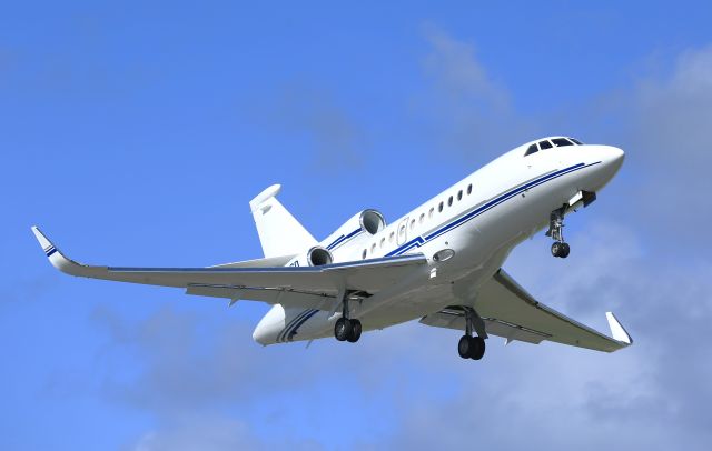 Dassault Falcon 900 (N124GD)