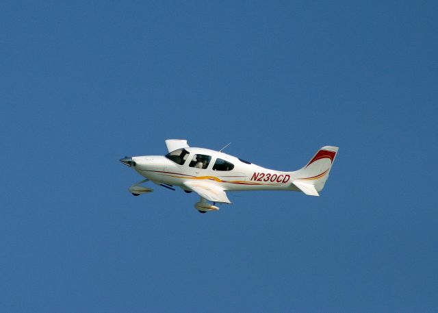 Cirrus SR-20 (N230CD)