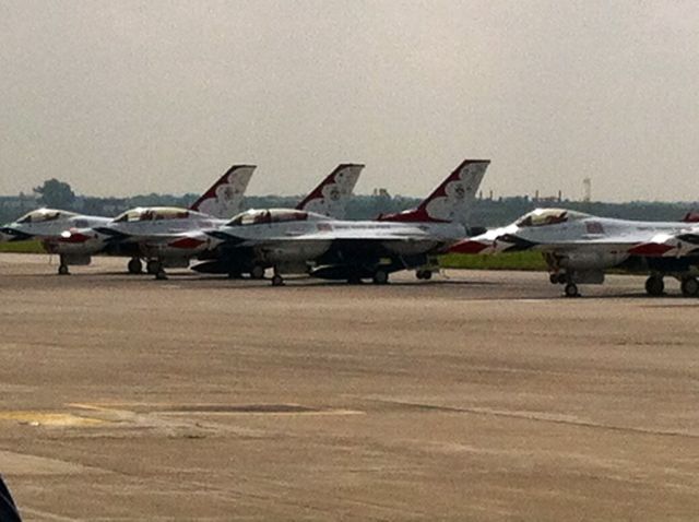 Lockheed F-16 Fighting Falcon — - Single seat broke Friday... 2 twoseaters in lineup...rare occasion...they had centerline fuel tanks too!