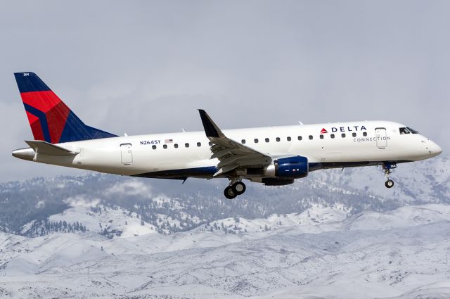 Embraer 175 (N264SY) - The newest 175 for SkyWest on delivery. Full Quaility photo --> a rel=nofollow href=http://www.jetphotos.com/photo/8889440https://www.jetphotos.com/photo/8889440/a