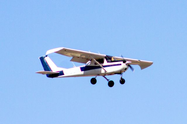 Cessna Commuter (N150HF)