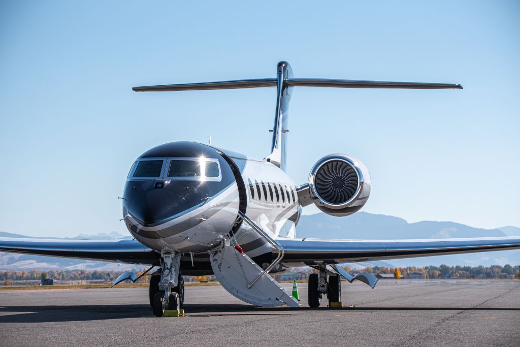 Gulfstream Aerospace Gulfstream G650 — - Gulfstream G650ER at KBZN