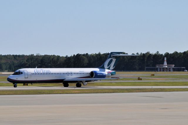 Boeing 717-200 (N992AT)