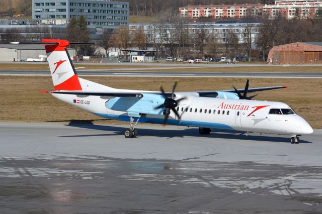 de Havilland Dash 8-400 (OE-LGD)