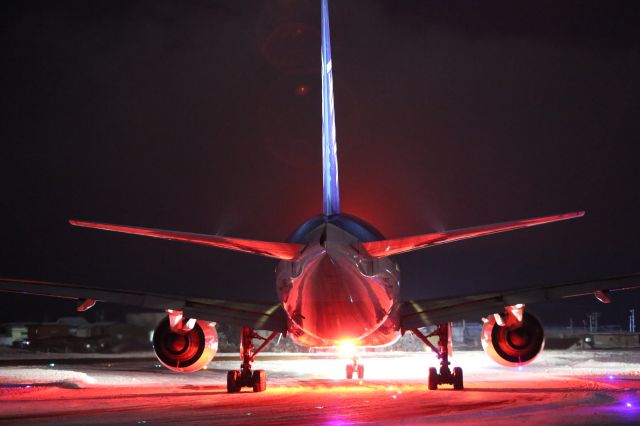 Boeing 777-200 (JA8197) - 19 January 2016:HKD-HND.