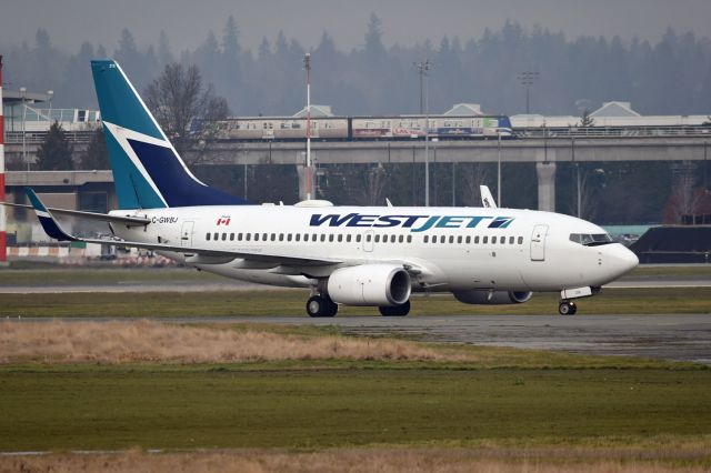 Boeing 737-700 (C-GWBJ)