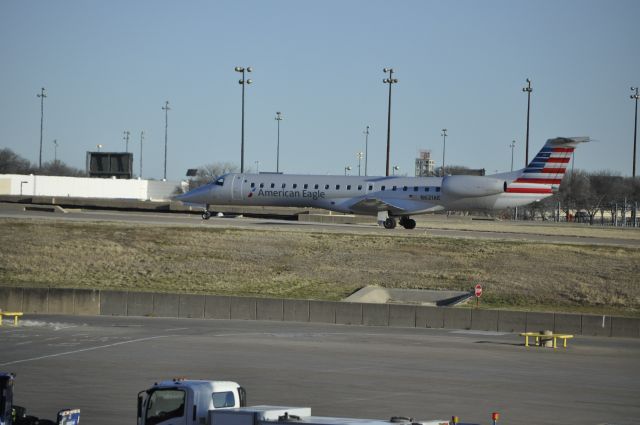 Embraer ERJ-145 (N621AE)