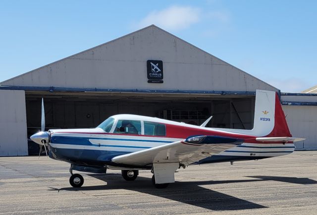Mooney M-20 (N123FA)