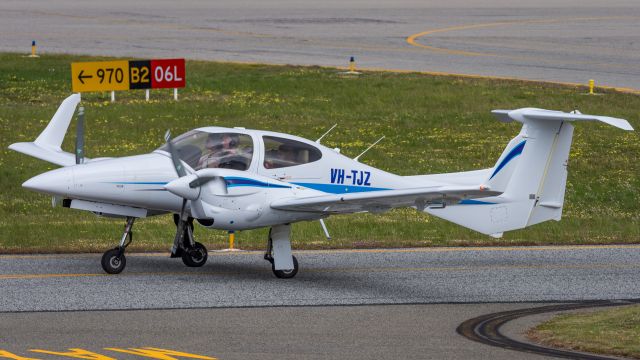 Diamond Twin Star (VH-TJZ)