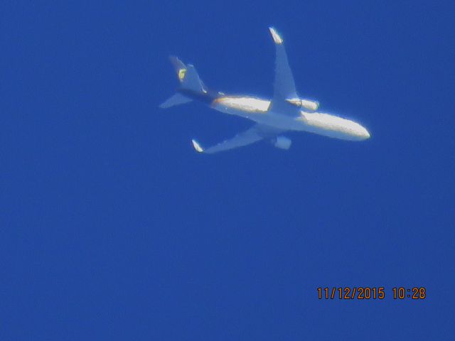 BOEING 767-300 (N340UP)