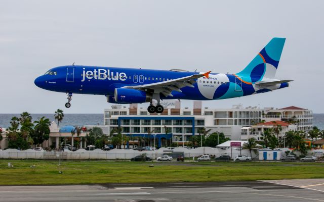 Airbus A320 (N554JB) - jetBlue Airbus A320-232 code name Sacré Bleu N554JB, first visit to St. Maarten with her New Livery. 10/4/2023