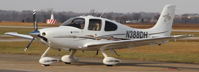 Cirrus SR-22 (N388DH) - In for an inspection and fuel... Dec of 2014...