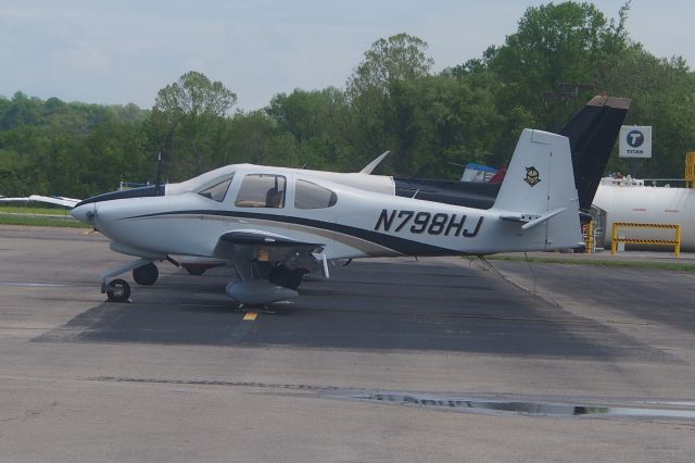 Vans RV-10 (N798HJ)