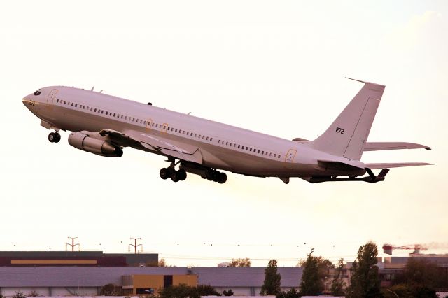 Boeing 707-300 (N272) - Take-off to Dover-USA- October 23 2022.