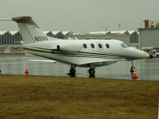 Beechcraft Premier 1 (N213VU)