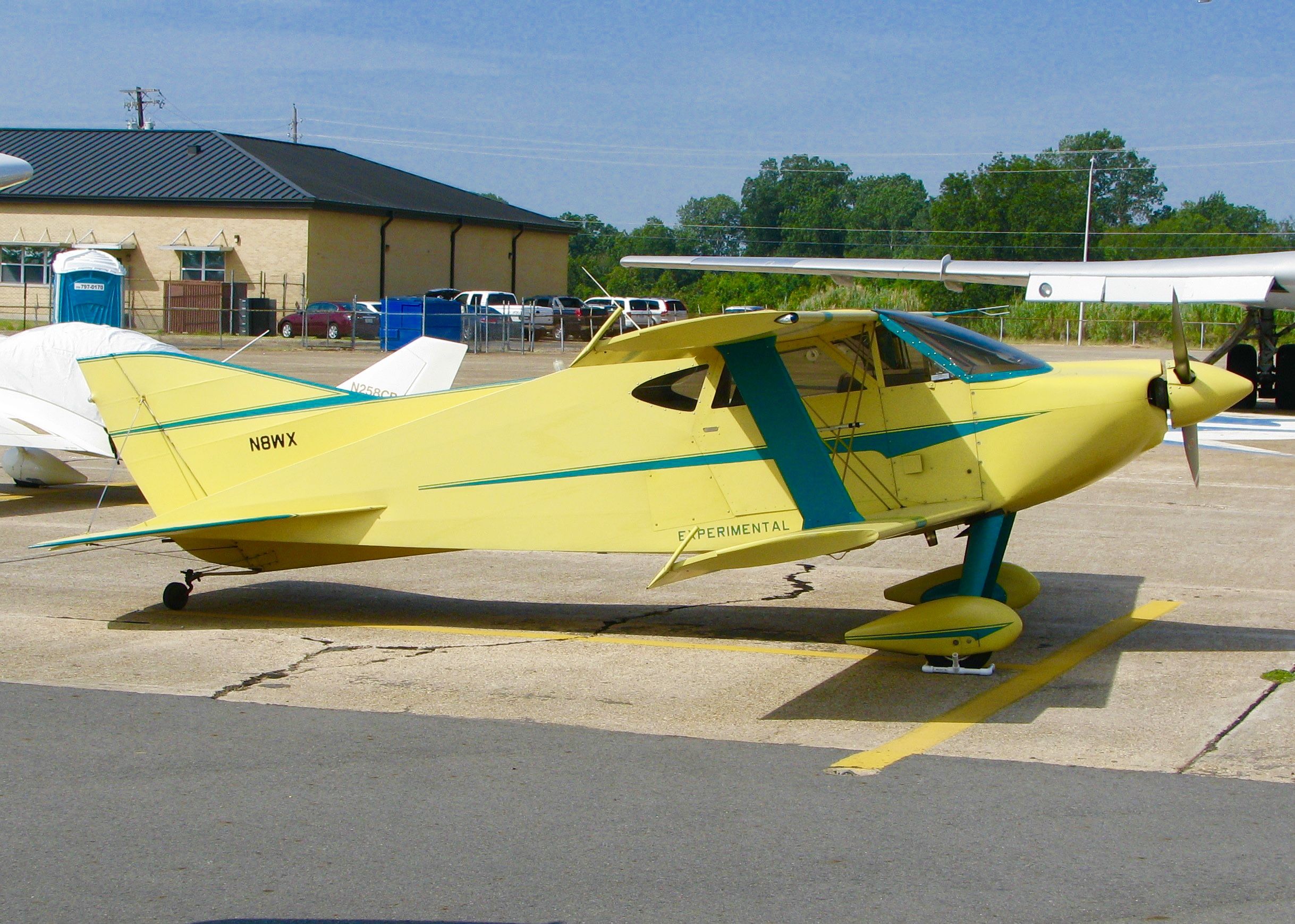 Experimental 100kts-200kts (N8WX) - At Downtown Shreveport.  SNS-7 HYPERBIPE