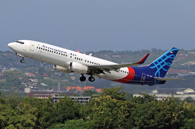 Boeing 737-800 (PK-CRI)