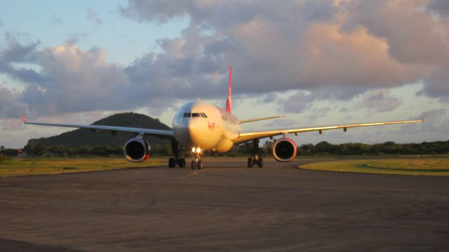 Airbus A330-300 (G-VSXY)