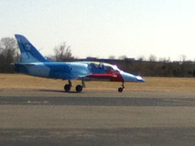 Aero L-39 Albatros — - This is a CAP fighter taxiing after getting refueled at KCJR.