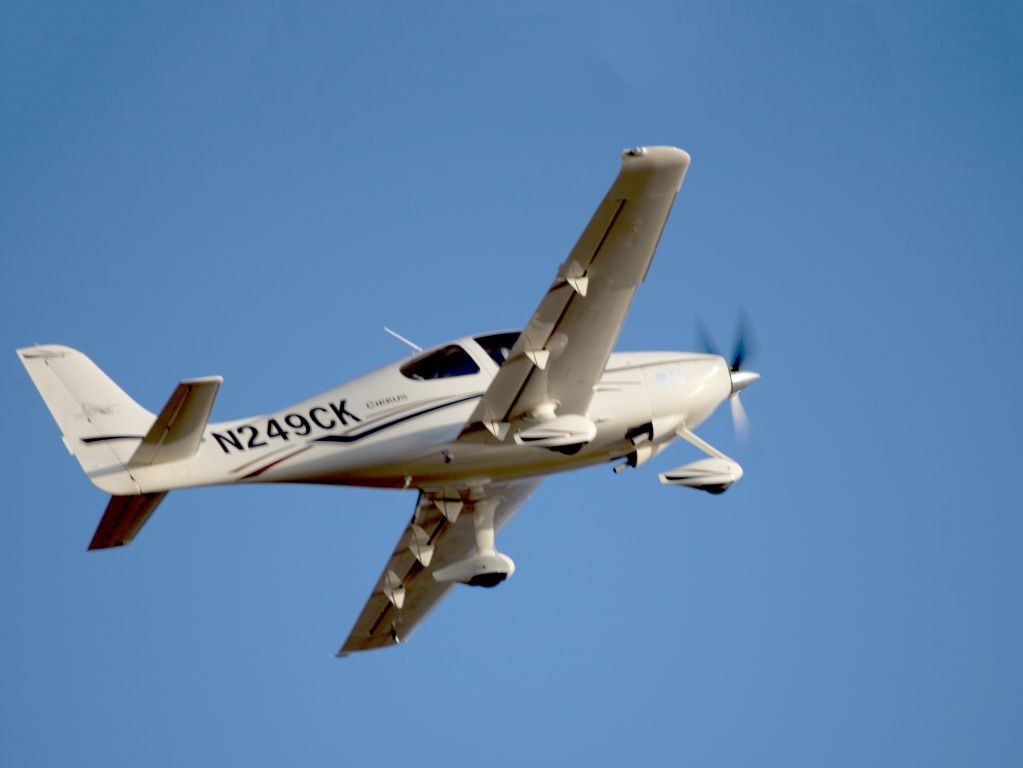 Cirrus SR-22 (N249CK)