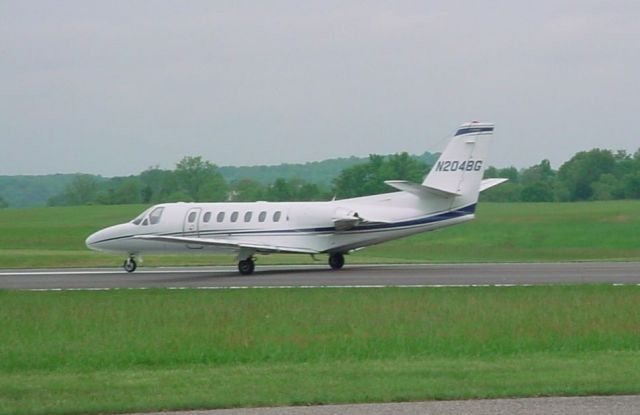 Cessna Citation V (N204BG) - Departing 27 on 5/8/09