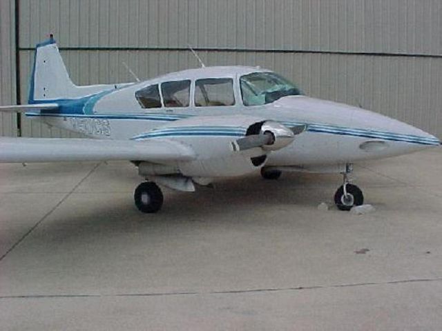 Piper Apache (N50CS)