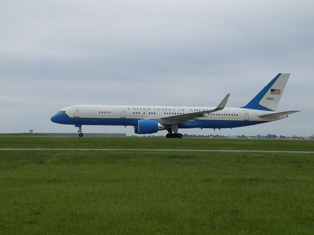 Boeing 757-200 (90003)