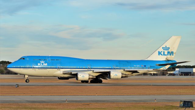 Boeing 747-400 (PH-BFI)