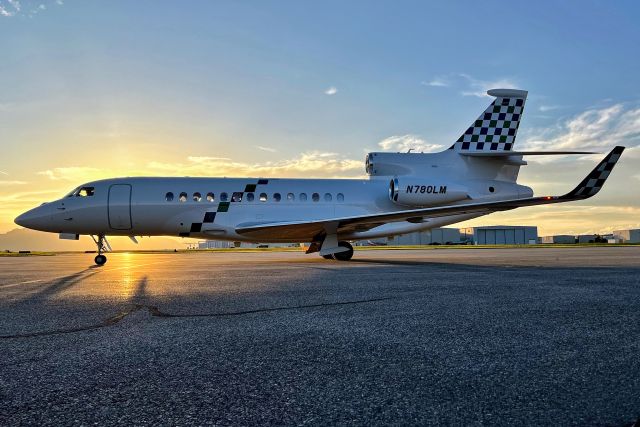 Dassault Falcon 7X (N780LM)