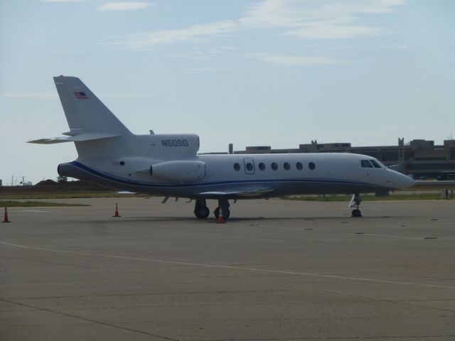 Dassault Falcon 50 (N50SQ)