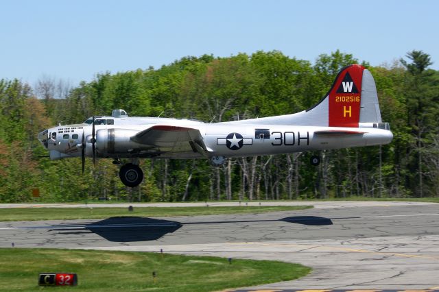 Boeing B-17 Flying Fortress (N5017N) - EAA, the Experimental Aircraft Associations B-17G Flying Fortress Aluminum Overcast, 