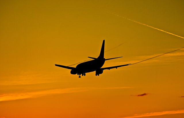 BOEING 737-300 (N684WN)