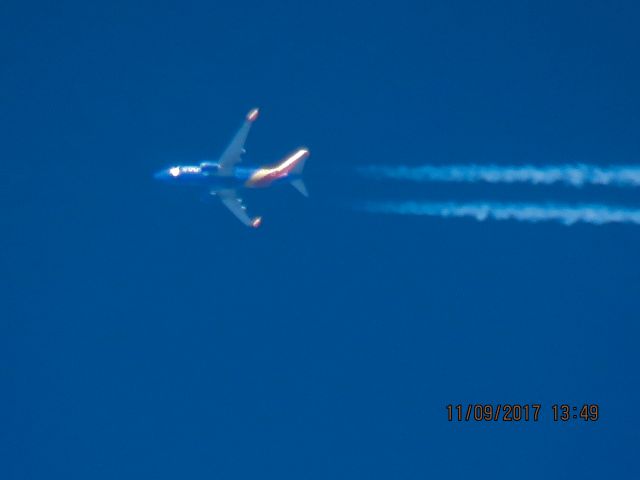 Boeing 737-700 (N763SW)