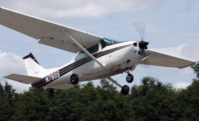 Cessna Skylane (N7611S)