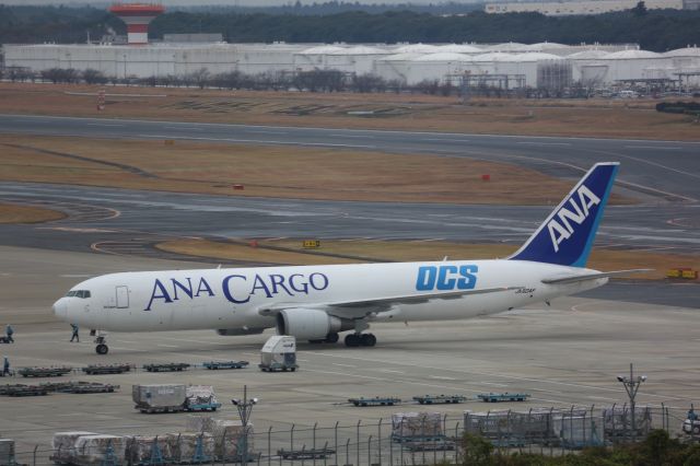 BOEING 767-300 (JA604F)