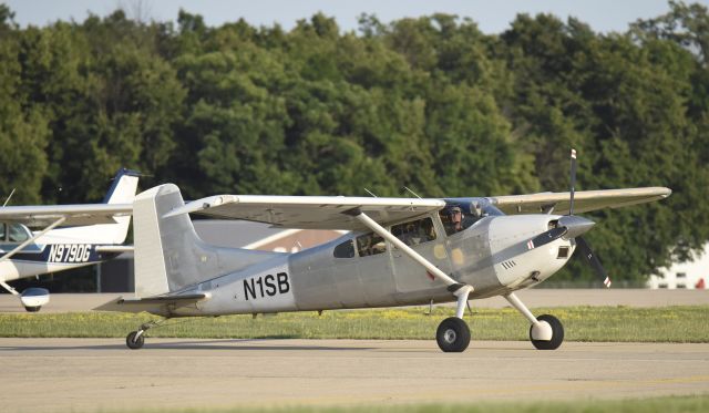 Cessna Skywagon (N1SB) - Airventure 2019