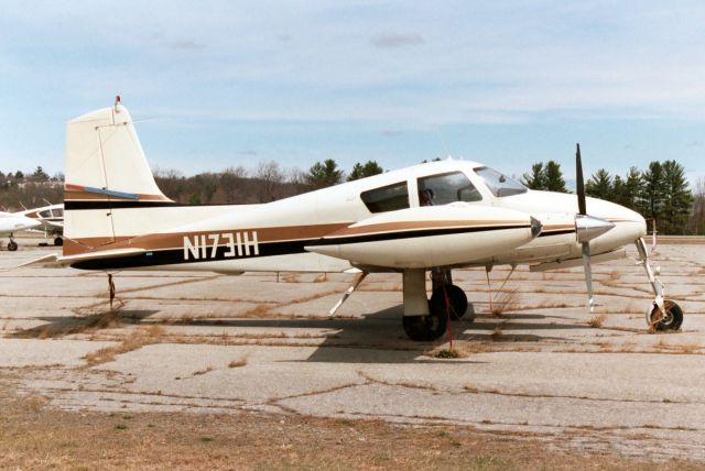 Cessna 310 (N1731H) - Seen here on 14-Apr-02.