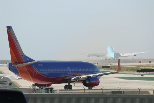 Boeing 737-700 (N377SW) - Wiew take off A380 Korean A.