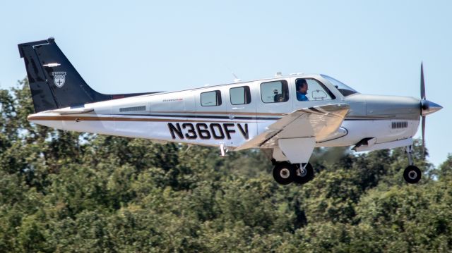 Beechcraft Bonanza (36) (N360FV)