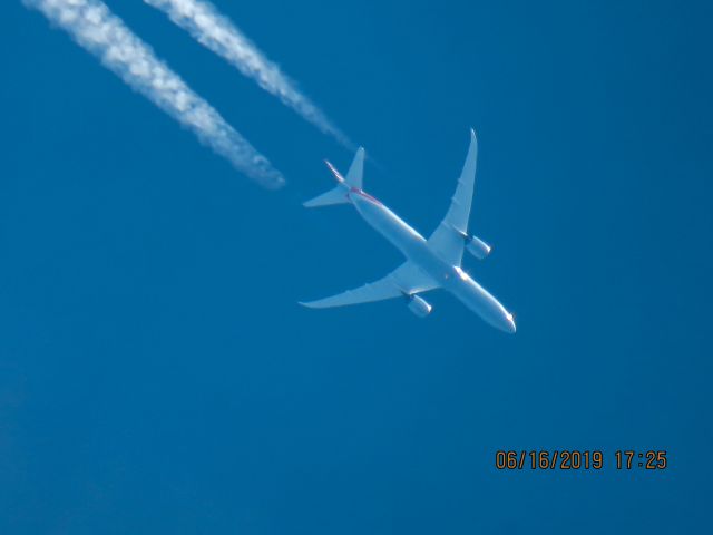 Boeing 787-9 Dreamliner (N823AN)