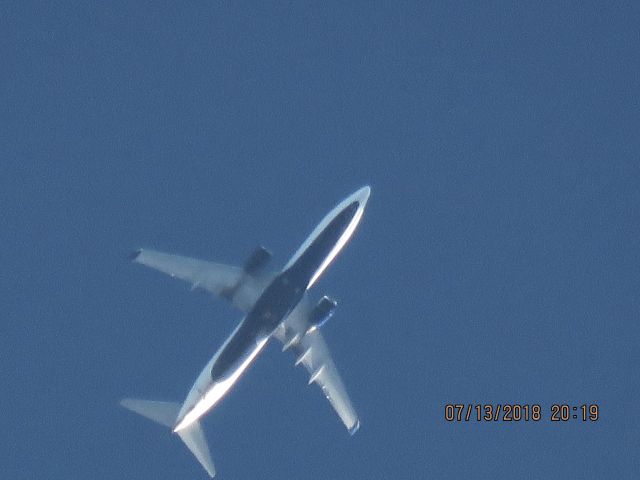 Boeing 737-800 (N3760C)