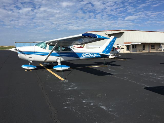 Cessna Skylane (N58602)