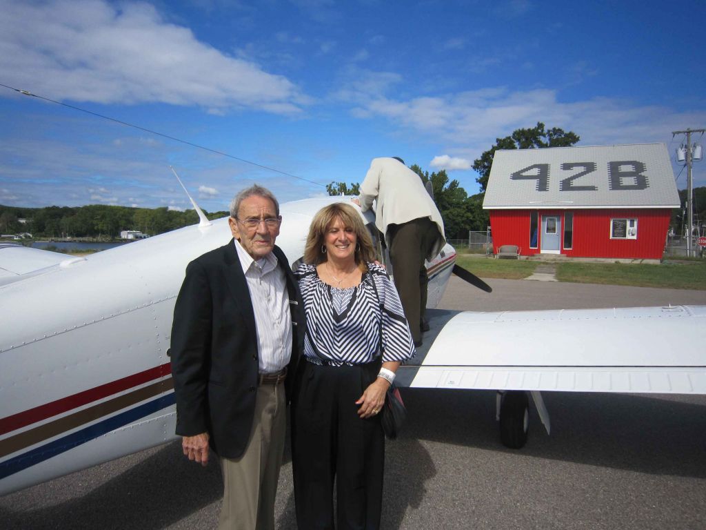 Piper Arrow 4 (N8117B) - Frank Fraraccio and Judy   -    September 2010
