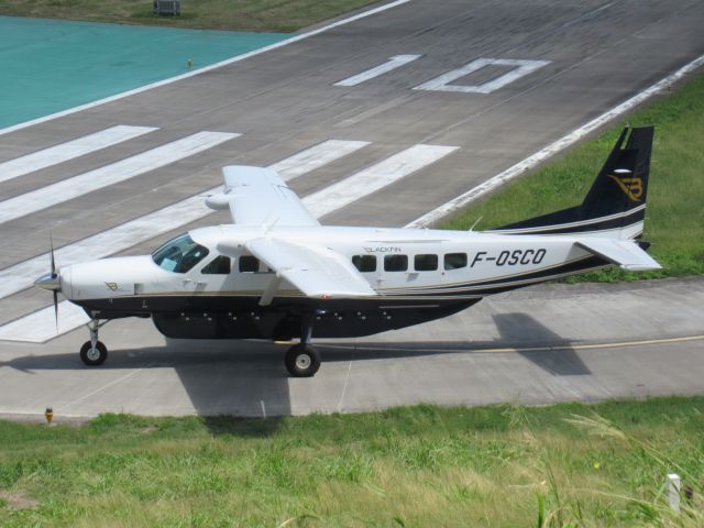 Cessna Caravan (F-OSCO)