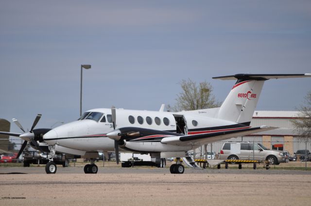 Beechcraft Super King Air 200 (EMD29)