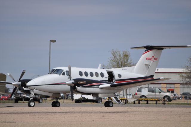 Beechcraft Super King Air 200 (EMD29)