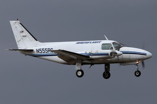 Piper Navajo (N555RG) - Landing. The first post of this aircraft in this database.