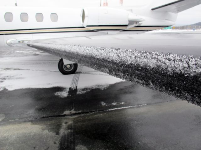 Cessna Citation V (N365EA) - The limitations of de-icing boots.